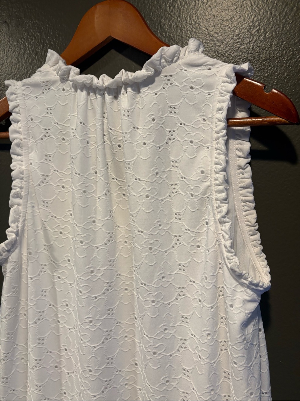 Michael Michael Kors White Eyelet Ruffle Shift Dress Size M Sleeveless Resort - Picture 9 of 10